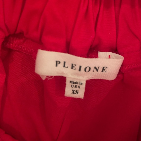 Red off the shoulder blouse - Picture 3 of 4